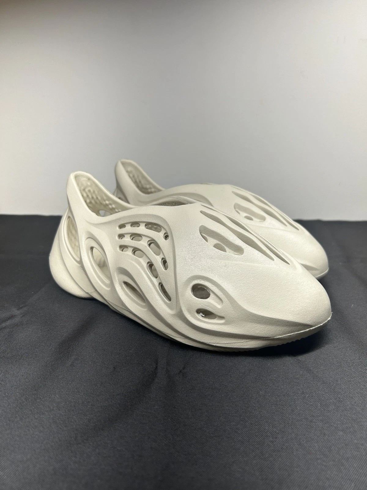 Yeezy Foam Runner Sabbia Taglia 7