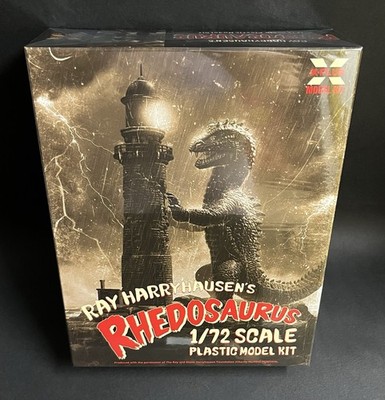 X-Plus Ray Harryhausen s Rhedosaurus Modellbausatz im Maßstab 1:72 MISB fast weg!