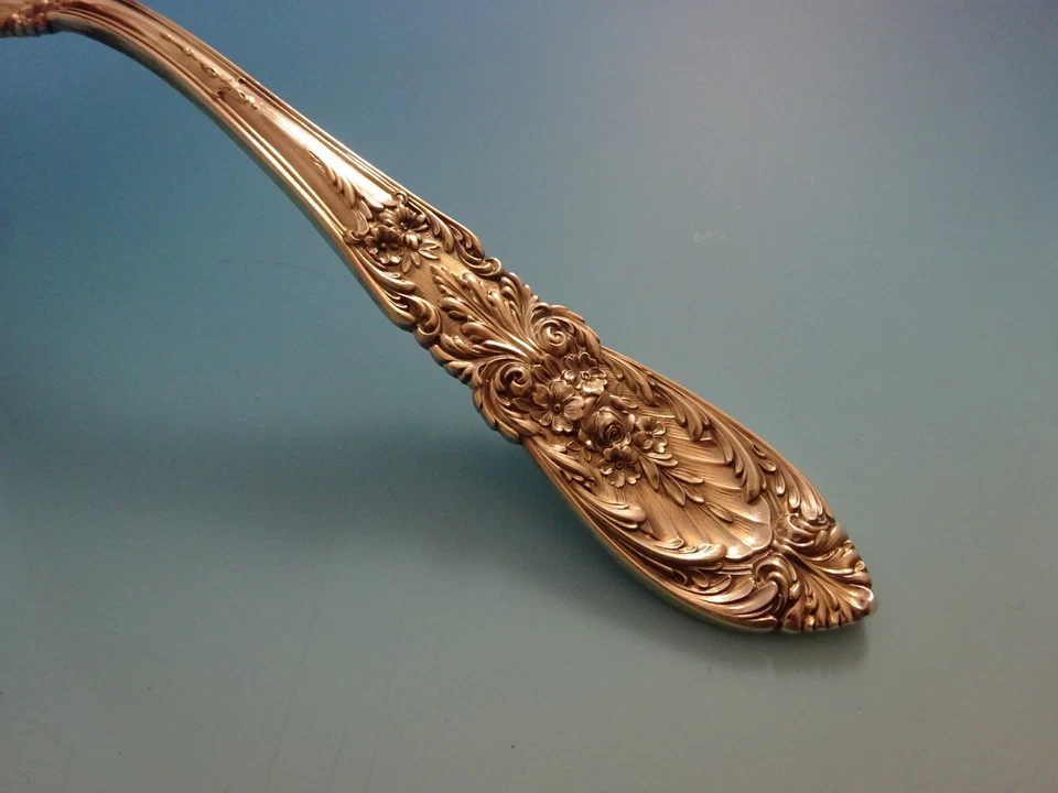 Juego de cubiertos Richelieu by International de plata de ley 8 servicio 32 piezas Foto 3 de 4