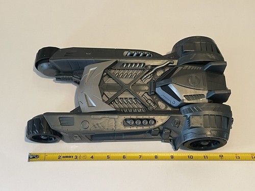 Batman Bat-Tech Batmobile and Bat boat 2-in-1 Transforming Vehicle Spin Master - Picture 18 of 20