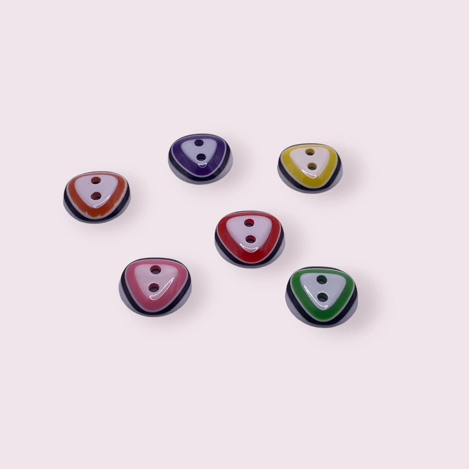 12.5mm Buttons 6 Colours Triangle Design Pattern 2 Hole Baby Cardigans Sewing - Image 3 of 4