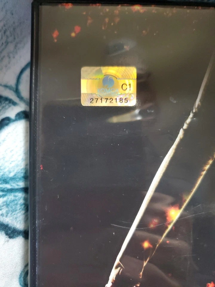 SNSD Girls' Generation Run Devil Run Repackage CD + PHOTOBOOK K-POP - Image 3 of 4