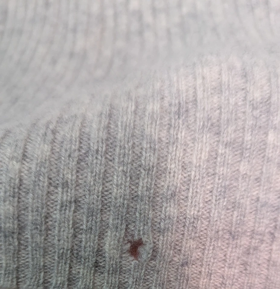 Merona Women's Size XS Cashmere Sweater Gray Pull Over (237) - Image 4 of 4