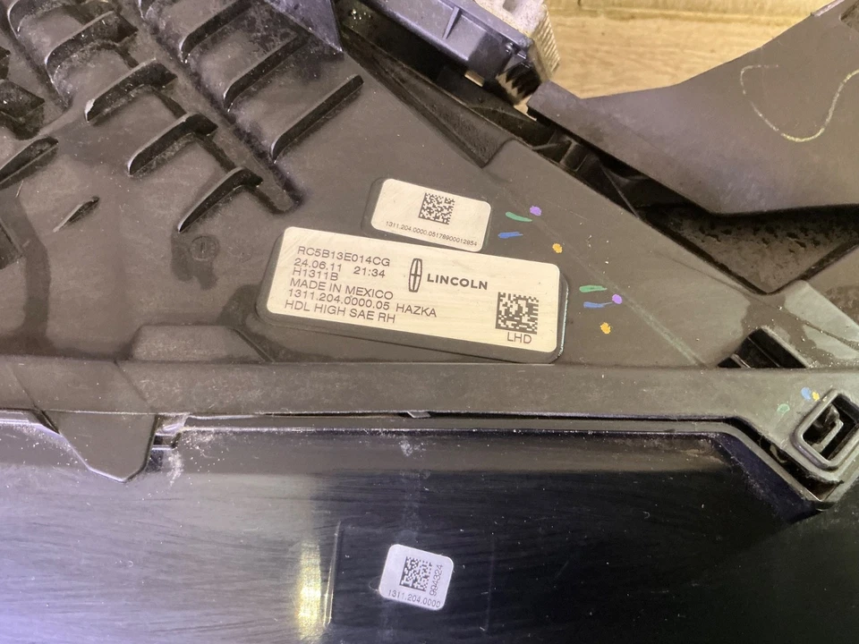 Faro reflector LED #2025 Lincoln Aviator lado del pasajero derecho OEM RC5B13E014CG Foto 4 de 4
