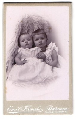 Photograph Emil bottle, Barmen, Heckinghauser Str. 19, cute siblings 
