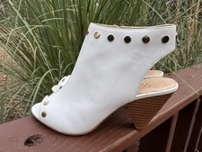 vince camuto vc-Edia white Sandals 8W/38 Leather