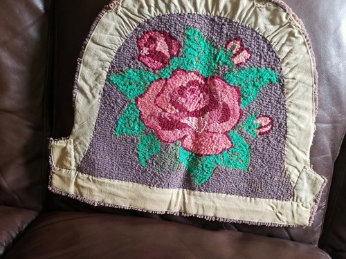 Vintage HOOKED CHAIR PADS 4 SHABBY HAND MADE SILK WOOL ORIGINAL DECORATIVE LOT - Picture 12 of 12