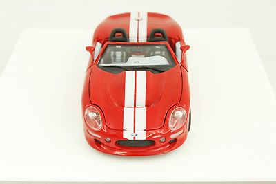 Mi colección de autos a escala.: 965 Shelby Cobra 427 Burago :24