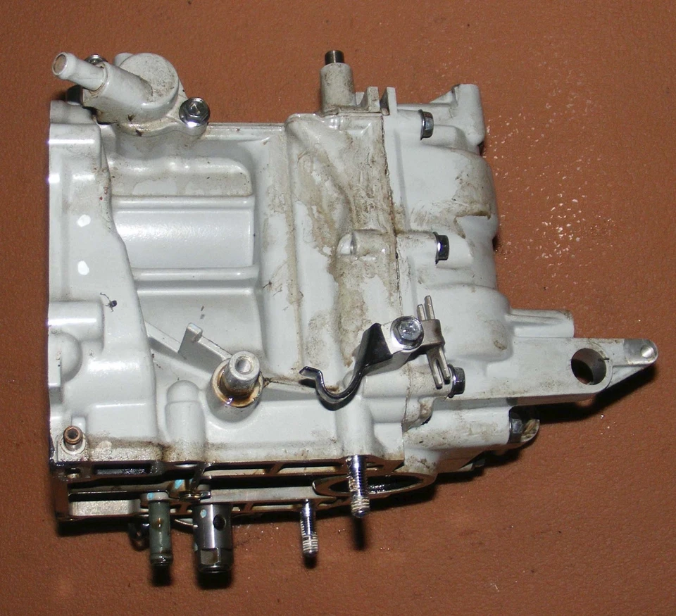 Johnson 9.9 HP 4 Stroke Crankcase Assembly PN 5036173 Fits 2005-2007 - Image 3 of 4