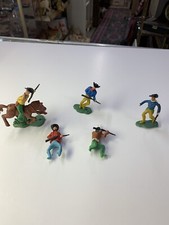 Vintage cowboy and Indian toy figures Very Detailed