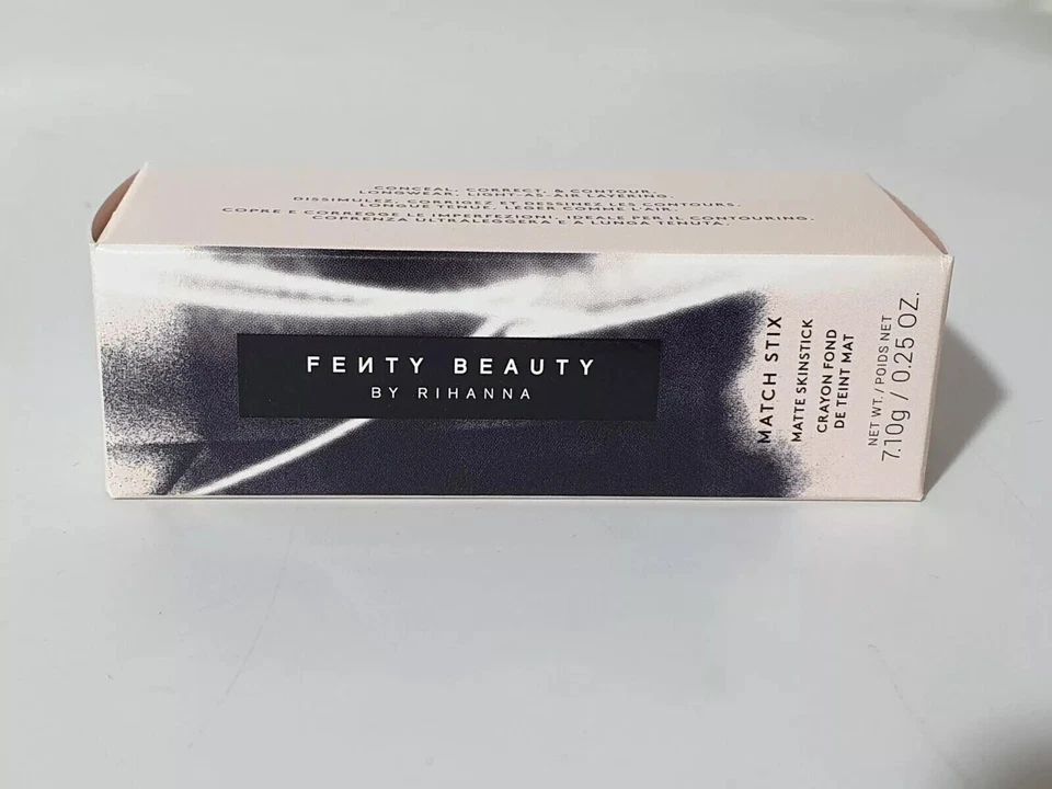 Fenty Beauty by Rihanna Match Stix Matte Skinstick 7.1g (Caviar) - Bild 1 von 4