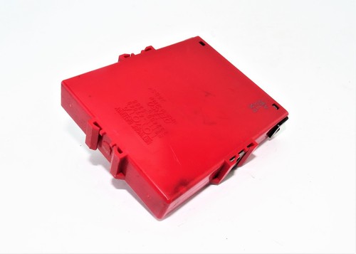 8911147040 Toyota Prius Genuine Denso Network Gateway Module Unit - Picture 2 of 3