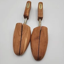 Wooden Jarman Rochester Shoe Tree Co. Shoe Stretcher Shoe keepers Size Medium