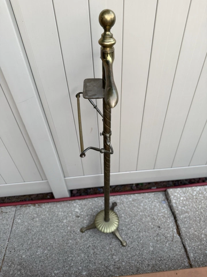 Vintage Gentlemens Solid Brass Valet Stand In Nice Condition - Image 4 of 4