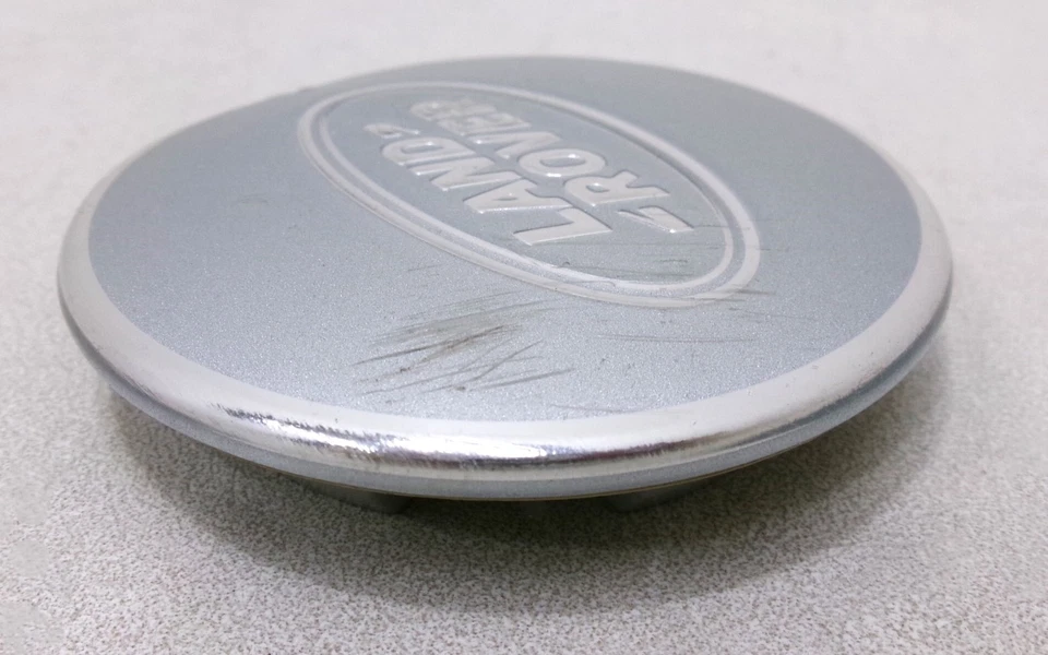 Land Rover Discovery Sport 2017 tapa central de rueda OEM Foto 4 de 4