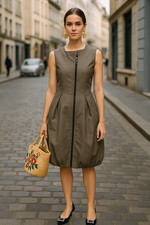 Dress 38 DESIGNER Gray Silk Wool D Zipper FIT FLARE Pleat BUBBLE Hem EXPOSED ZIP