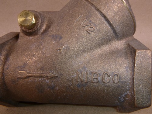 NIBCO 1-1/2" NPT Class 125 Bronze Horizontal Swing Check Valve, Y Pattern, T413B - Picture 2 of 6