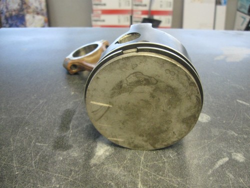 Persan Mercury 89 520 + 0 .030 Piston with Rod 818141 BIN0379
