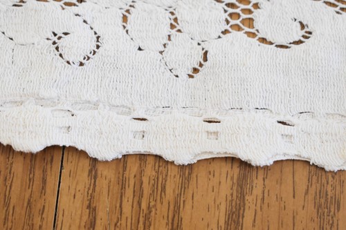 VINTAGE NEEDLE LACE GRAPE VINE TABLECLOTH 81" X 56" FANCY DINNER PARTY - Picture 13 of 14