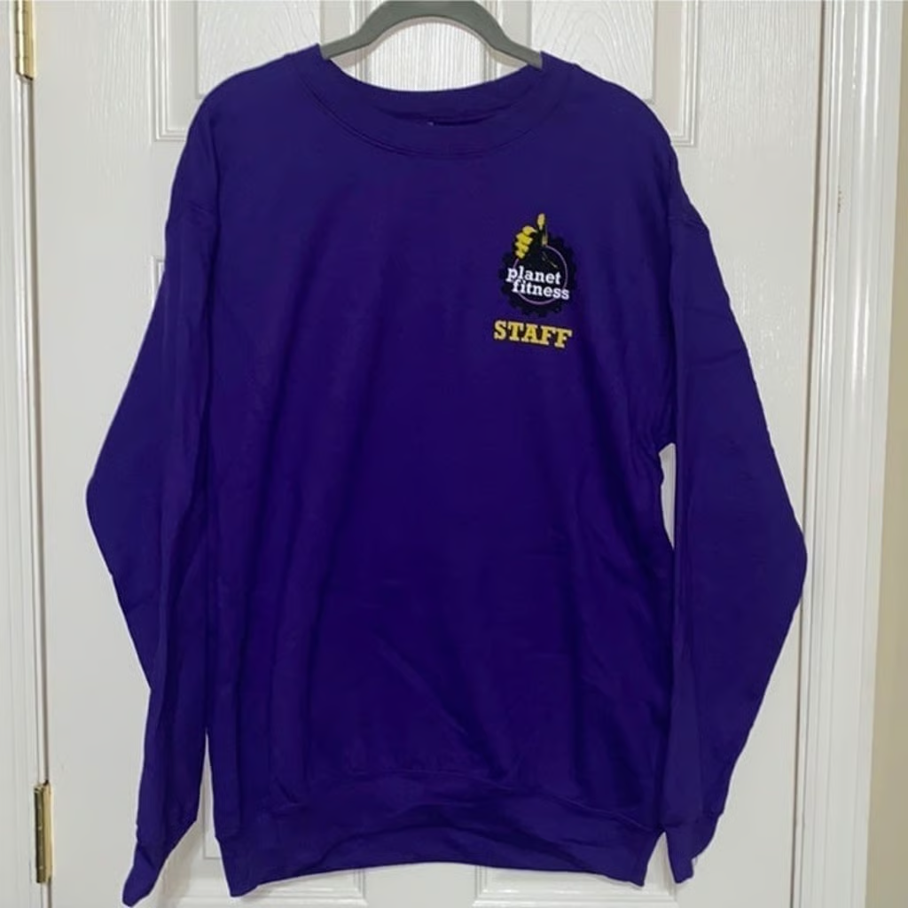 New Planet Fitness Staff Sweatshirt Size Medium Purple New FAST FREE  SHIPPING | eBay