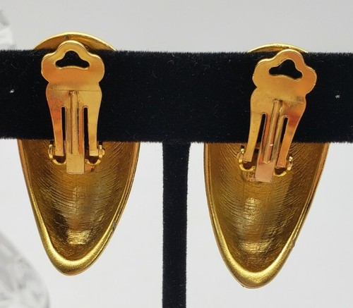 Goldtone Matte Raindrop Shaped Bold Chunky Earrings By Ren Clip On - Picture 4 of 5