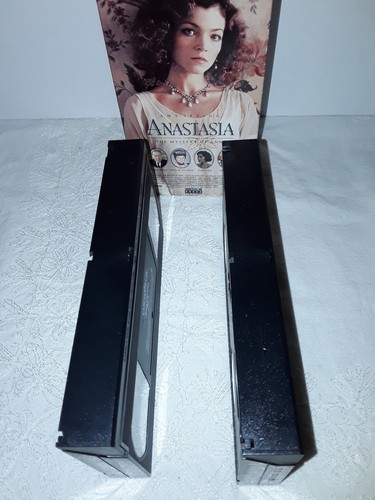 Anastasia: The Mystery of Anna VHS Starring Amy Irving - Bild 6 von 8