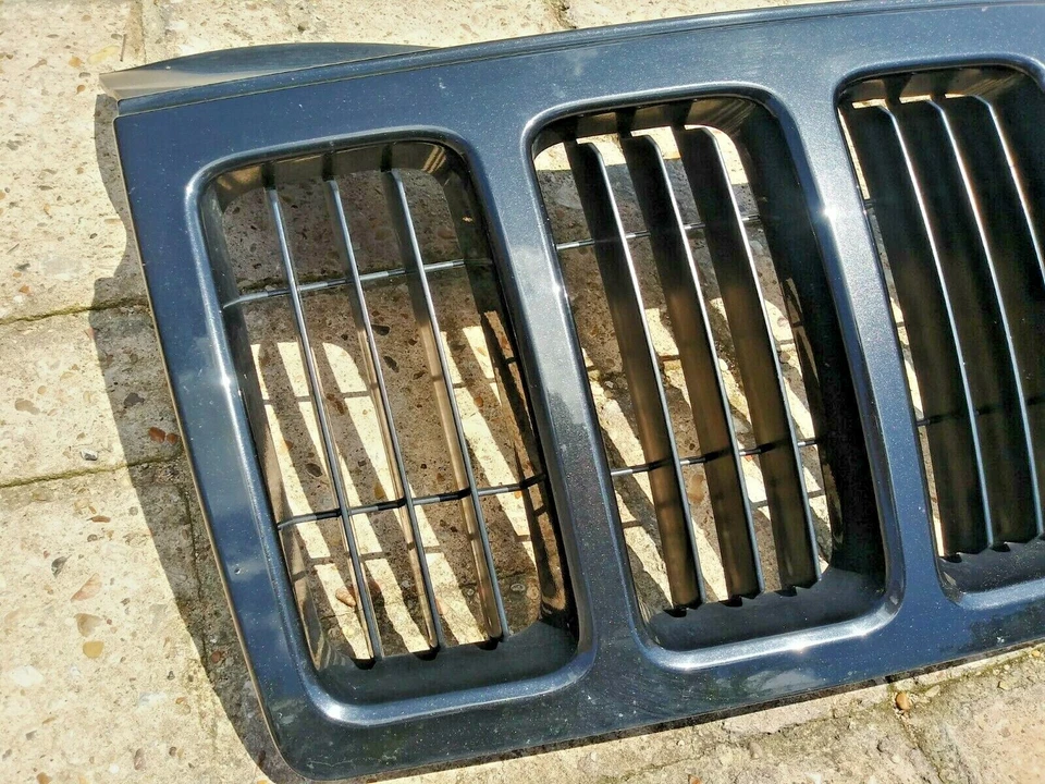 2008 2009 2010 Jeep Grand Cherokee Laredo черный решетка Mopar 1DF491XRAB OEM - Изображение 2 из 4