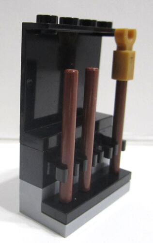 Lego Pool Table & Pool Cue Holder (85 Pieces) - Picture 8 of 9