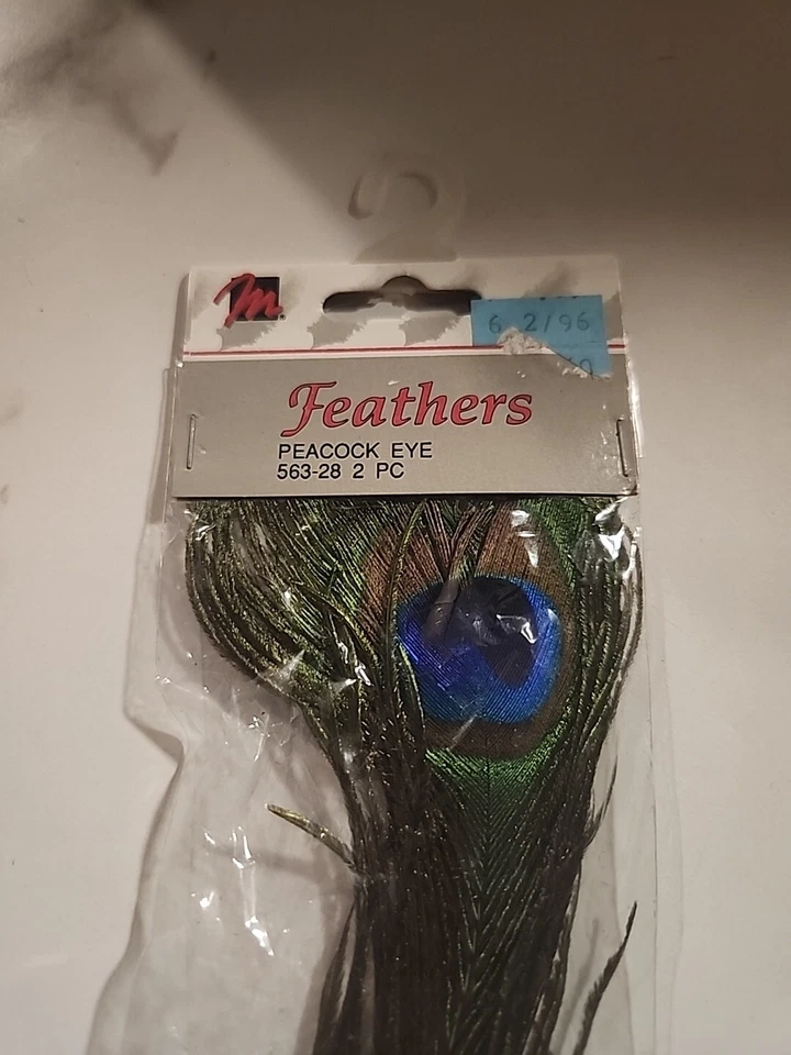 Peacock Eye Feathers 2/Pkg Mangelsen's New Old Stock 563-28 - Image 2 of 4