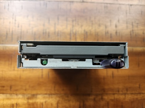 Mitsumi D359M3 , 1.44MB Gray Floppy Disk Drive ,*No Bezel * - 第 4/9 張圖片