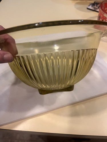 Vintage Federal Amber Glass 9 1/2" Gold Mixing Bowl Ribbed Square Foot - Picture 10 of 15