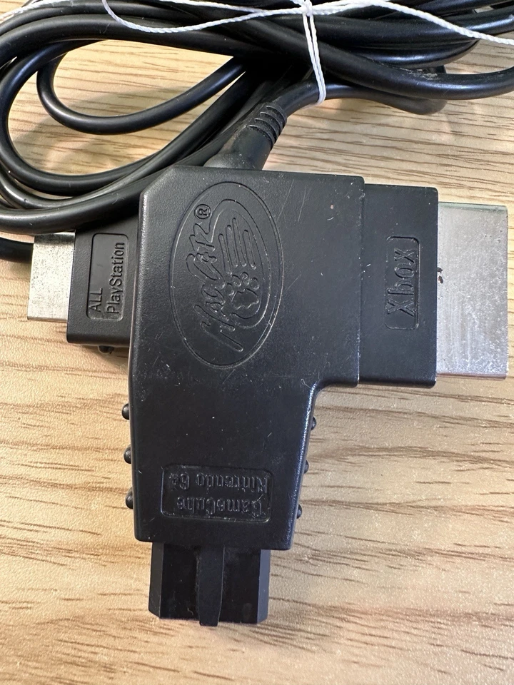 Mad Catz Auto RF Adapter Switch Nintendo N64 GameCube PS1 PS2 OG Xbox Model 6004 - Image 2 of 4