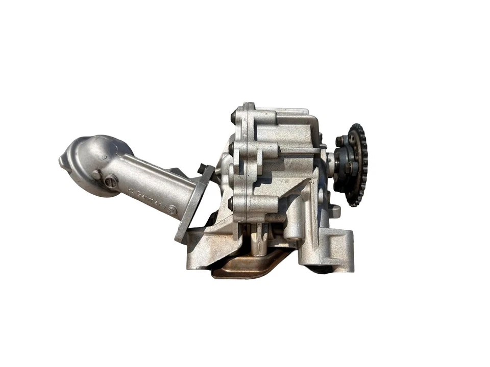 2009 - 2013 宝马 X6 发动机油泵带拾音器管 — 第 3/4 张图片