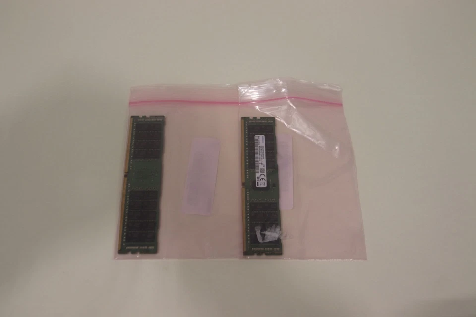 MÓDULOS DE MEMORIA SAMSUNG 32GB PC4-19200 DDR4 RDIMM | M393A4K40CB1-CRC4Q | LOTE DE 2 Foto 3 de 3