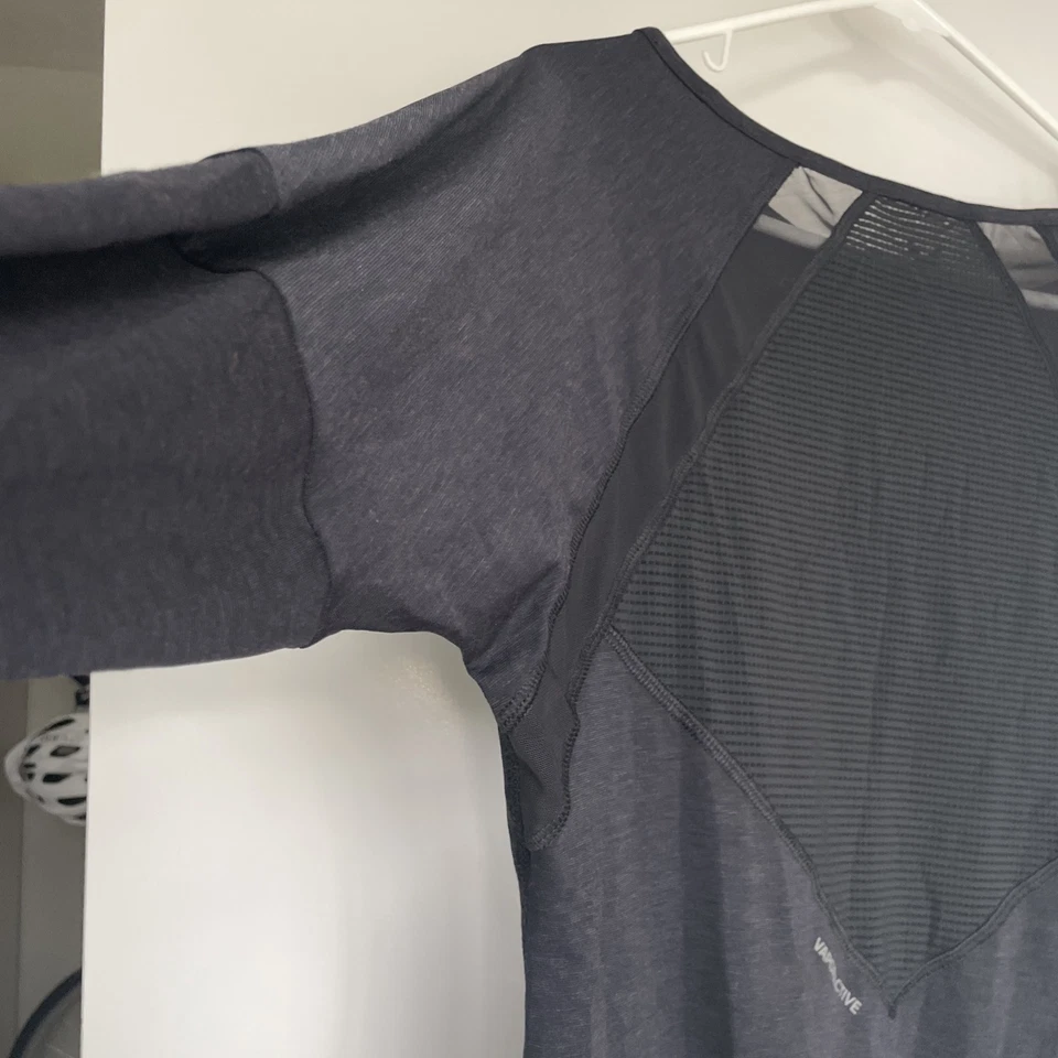 Mujer Mission Vapor Active Cuello Redondo, Top Manga Larga, Negro, Talla Pequeña Nuevo Con Etiquetas Foto 4 de 4