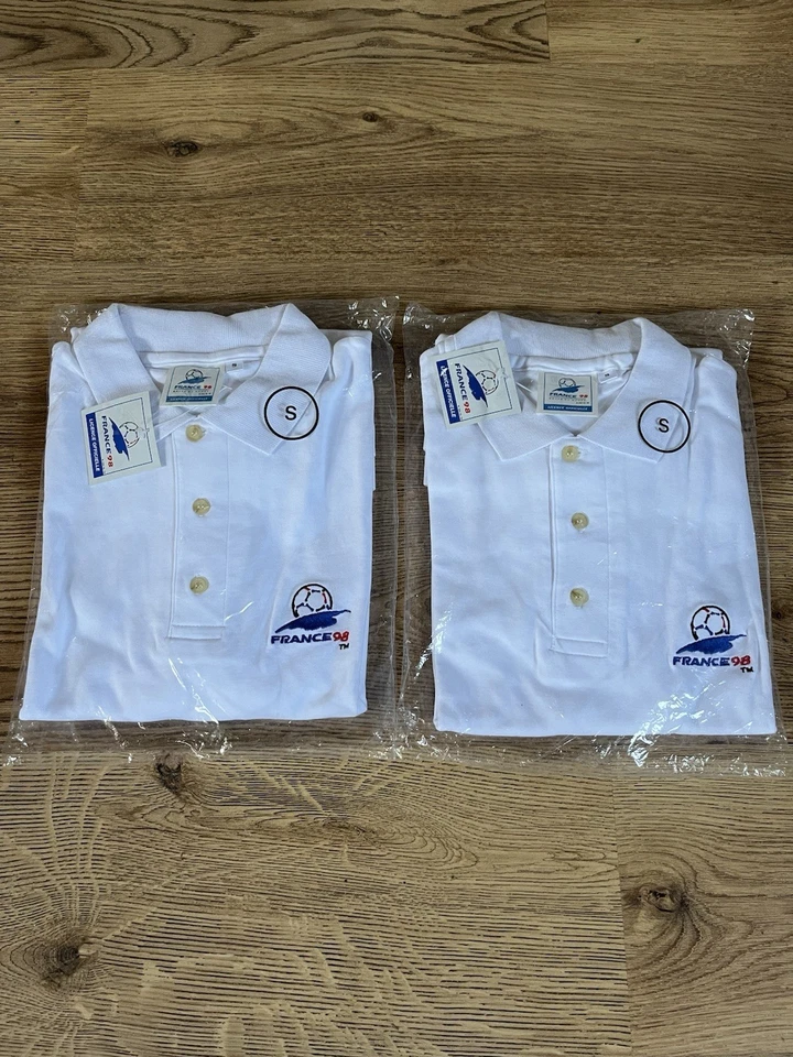 Lot De 2 Polo De L’équipe De France A La Coupe Du Monde 1998 Neuf - Photo 1/4