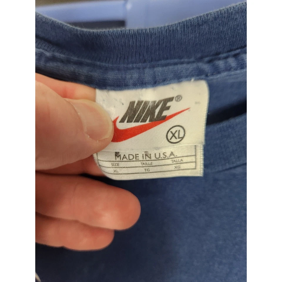 Equipo de voleibol vintage años 90 Nike bloque letra hechizo EE. UU. Foto 3 de 4