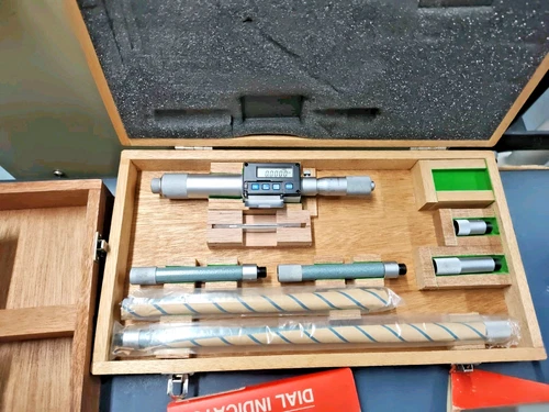 Mitutoyo No. 339-303 Digital Tubular Inside Micrometer Set 8” - 40”