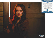 ACTRESS OLIVIA COOKE SIGNED BATES MOTEL 8X10 PHOTO 1 BECKETT COA VANITY FAIR