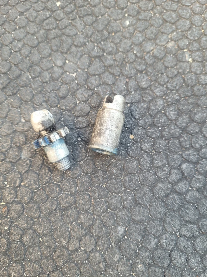 BMW 328i 2008 conjunto de tornillo de ajuste de freno de estacionamiento Foto 3 de 4