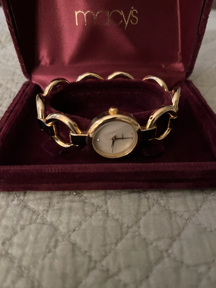 Macy s Link Bracelet Watch Goldtone Futs 7 7 1 2 Wrist. eBay
