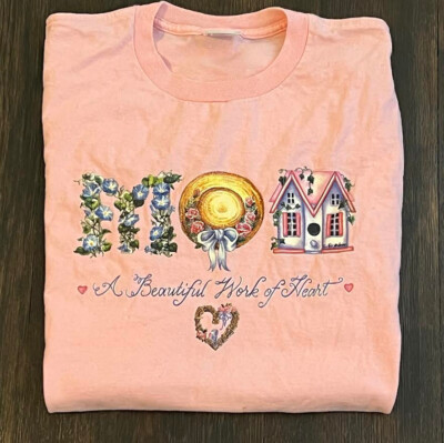 Vintage 90s Mom A Beautiful Work of Heart 1990s Best Mom Tee Tshirt Large