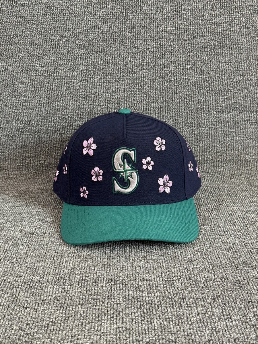 Mitchell & Ness Mariners Cherry Blossom Snapback Hat Navy Teal S1321