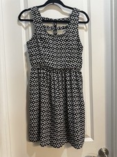 Xhilaration Black/White Diamond Print Sleeveless Dress SPet Armpit To Armpit 17”