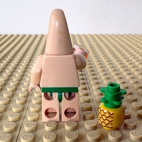LEGO, SpongeBob:  Pink Lei Patrick, PINEAPPLE, bob037, 3818, PARTY, 2012, LUAU