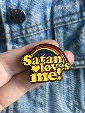 Satan Loves Me! Funny 70s/80s Retro Style Rainbow Enamel Pin - Excellent Cond