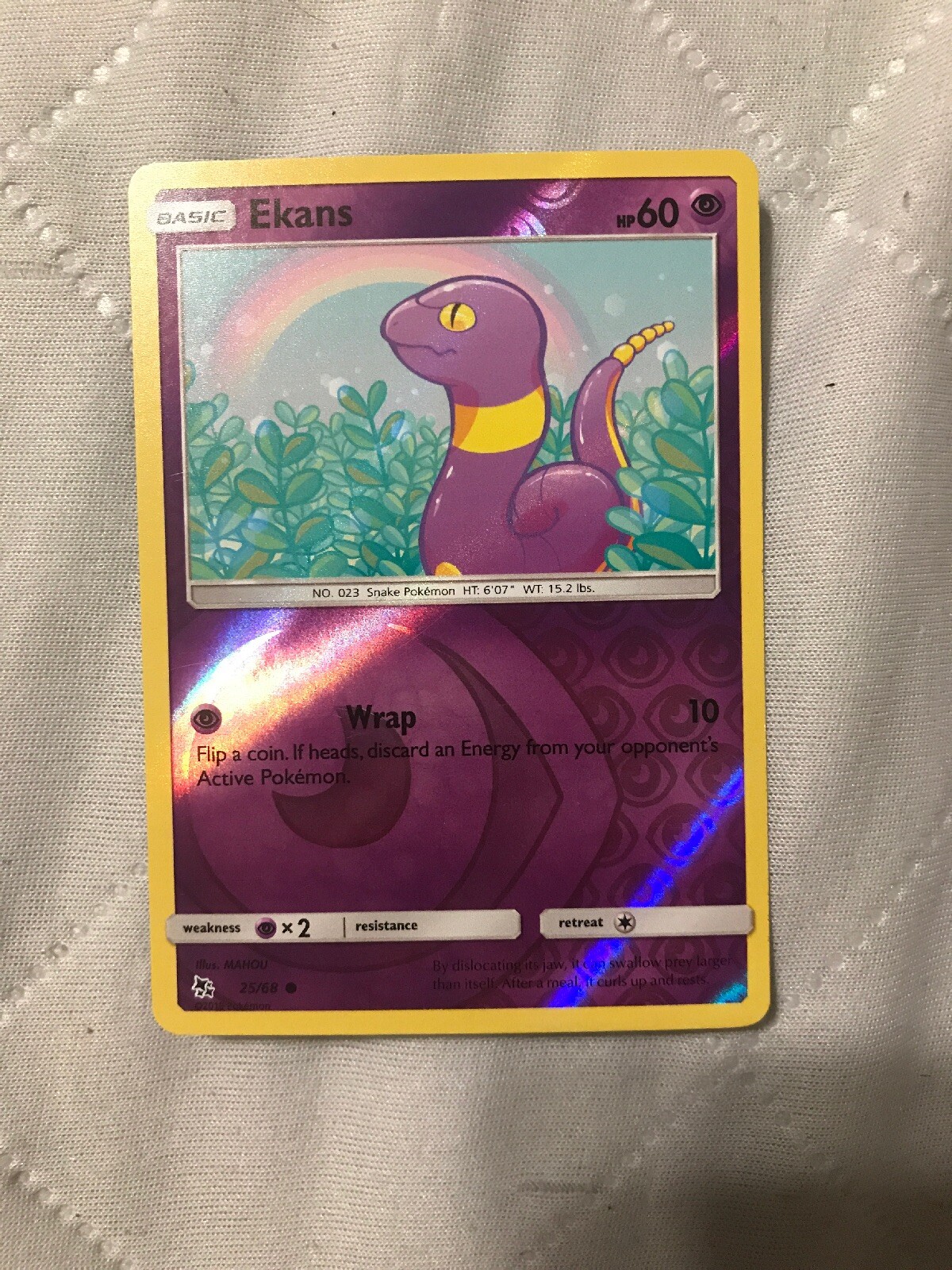 Ekans - Hidden Fates - 25/68 - Reverse Holo - NM