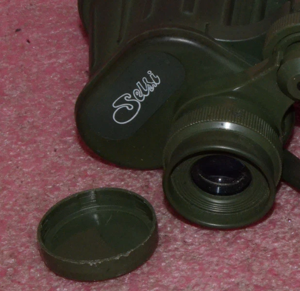 Selsi 10X50 Wide Angel Green Binoculars. - Image 4 of 4