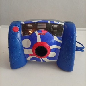 2006 Fisher Price Kid Tough Kids Digital Camera Red White & Blue - Untested -