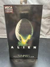 NECA Alien Big Chap Ultimate Edition Convention Exclusive GITD D10